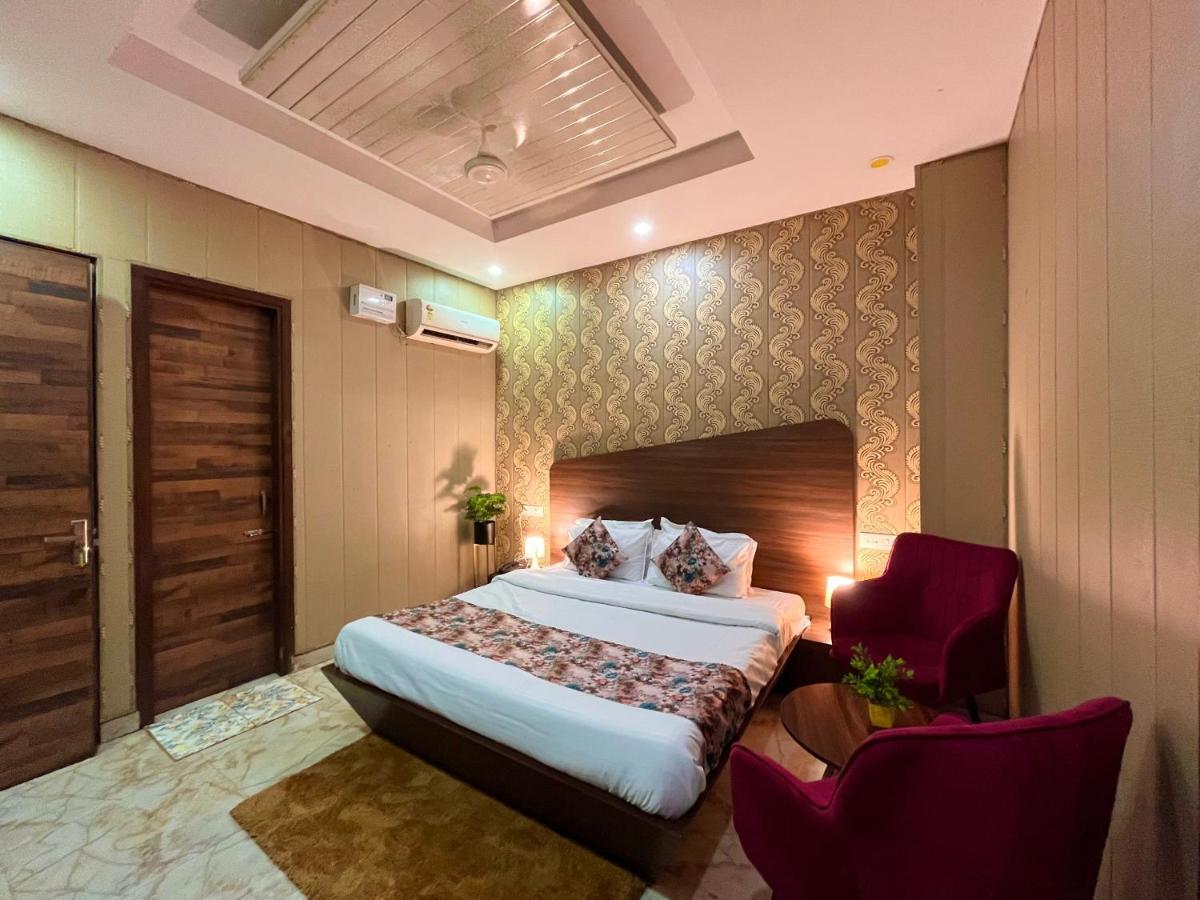 Hotel Pearl Grand, Zirakpur - Top Rated & Most Awarded Property In Tricity Chandīgarh Exteriör bild